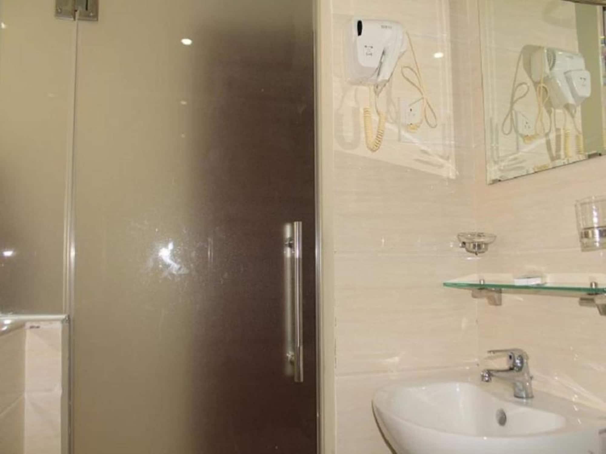 Ailen Hotel Ho Chi Minh City Exterior photo