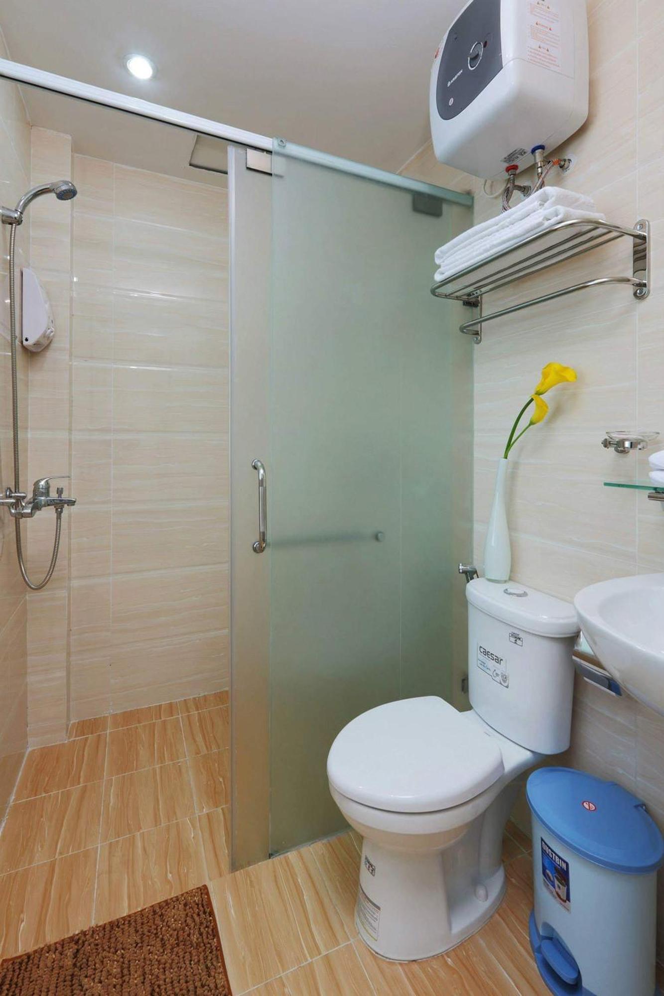 Ailen Hotel Ho Chi Minh City Exterior photo